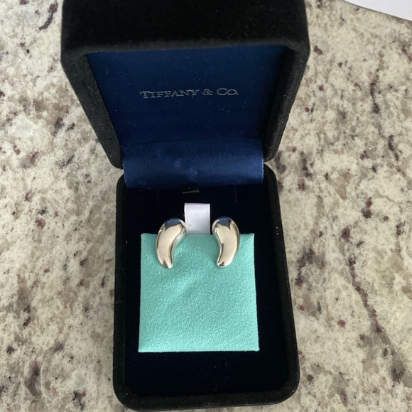 Authentic Tiffany & Co Elsa Peretti Bean Omega Back Stud Earring. Exquisite - Picture 4 of 17